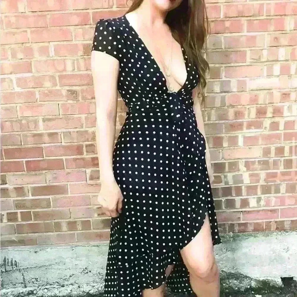 NWOT Betsy Johnson Wrap Polka Dot Dress - Picture 4 of 4